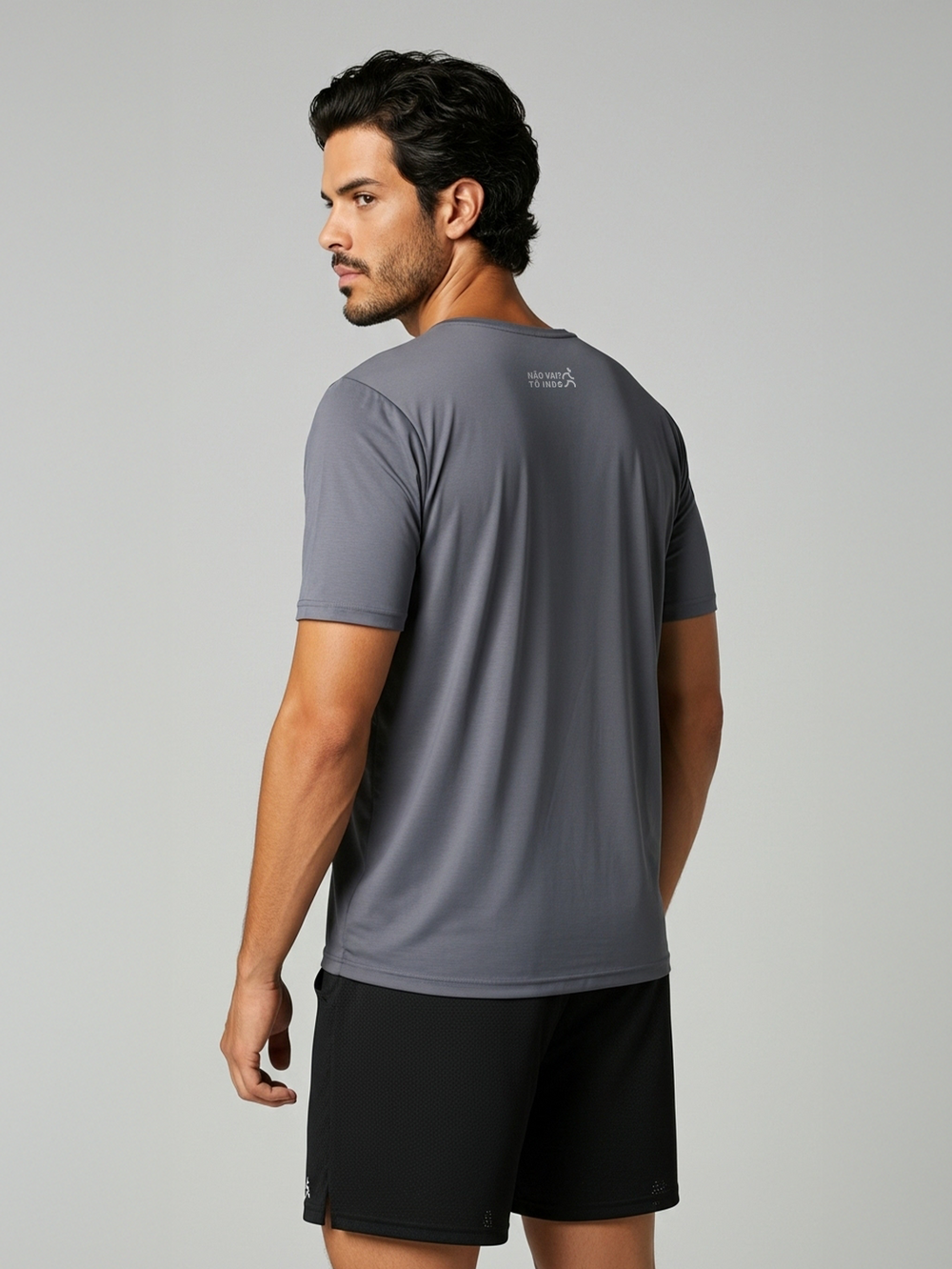 On Fleek T-Shirt - Cinza Escuro
